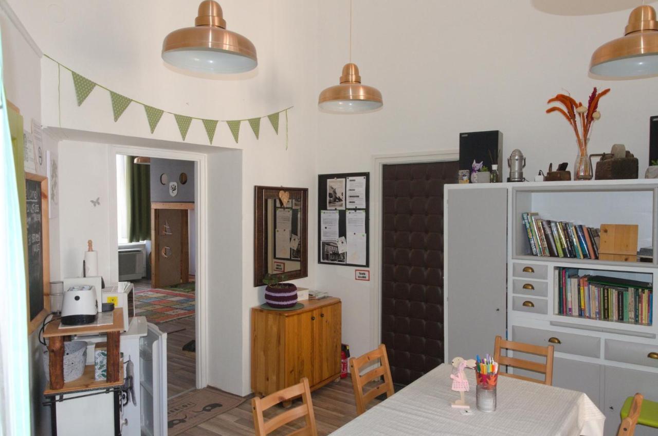 Green Dot Home Szombathely Buitenkant foto